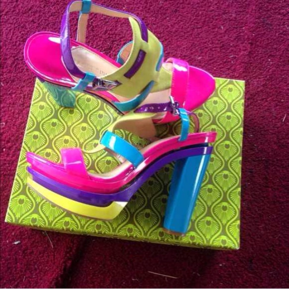 Color Block heels